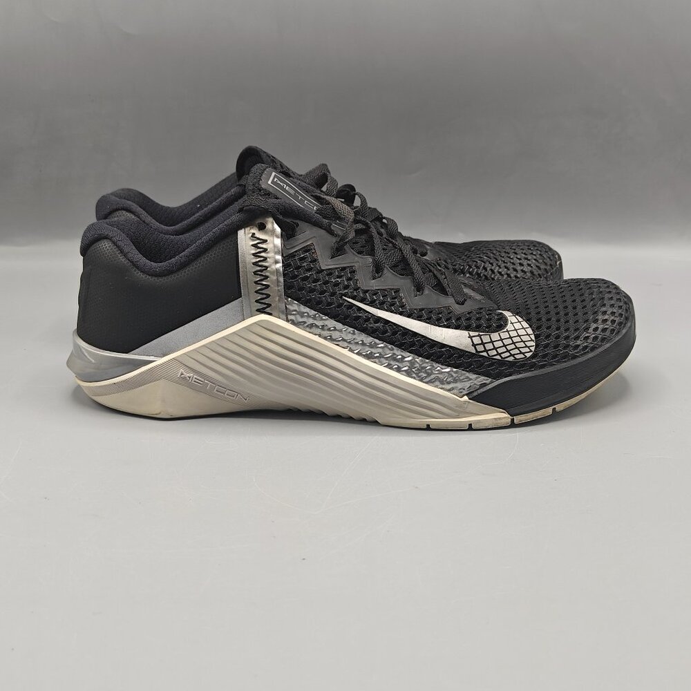 Nike Metcon 6 Black Metallic Silver Running Shoes AT3160-010 Women’s